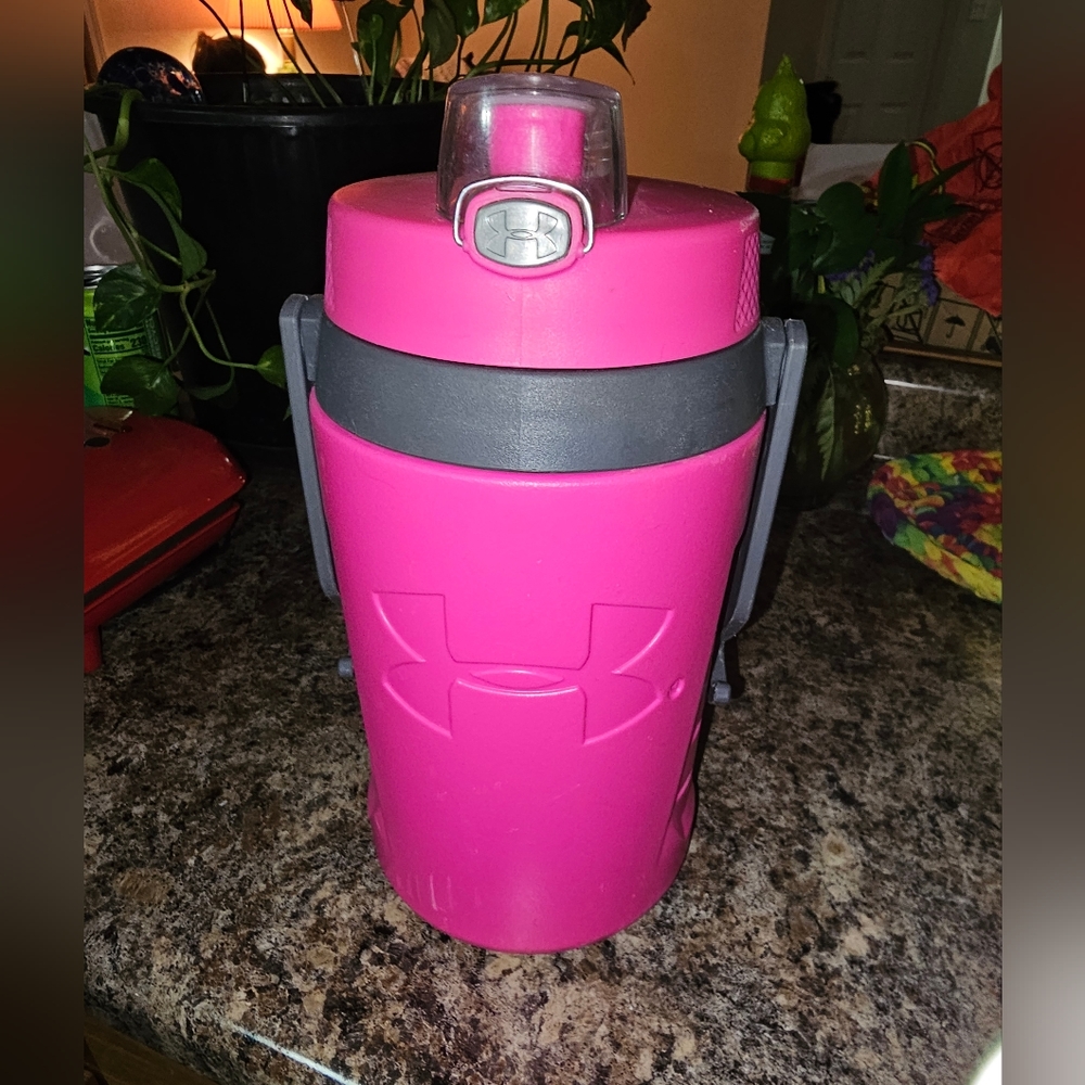 64 oz jug